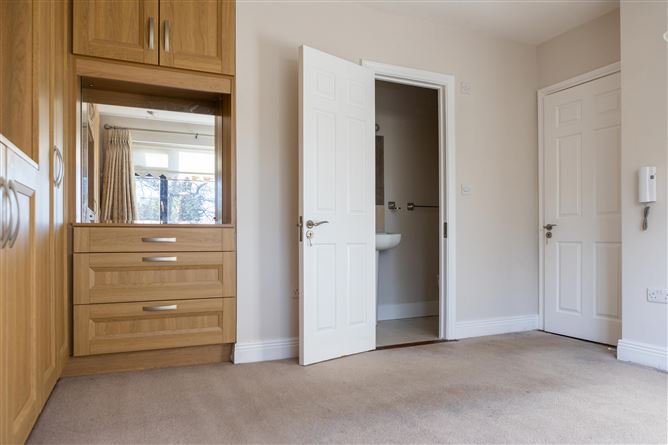 9 Orwell Park Dale, Templeogue,   Dublin 6W
