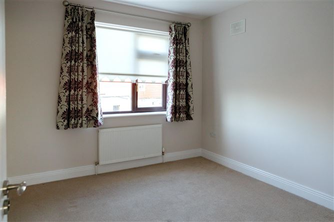 9 Orwell Park Dale, Templeogue,   Dublin 6W