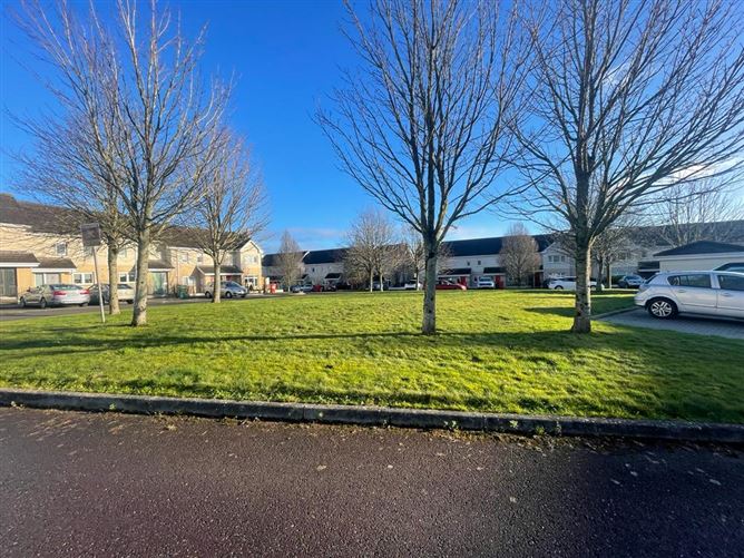  117 Clonlea, Mount Oval Village, Rochestown, Cork