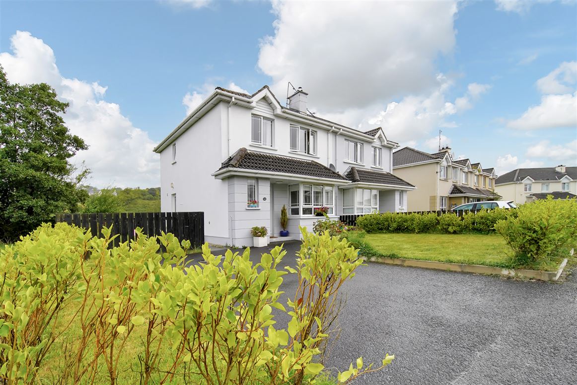 20 Willowbrook, Letterkenny, Co. Donegal
