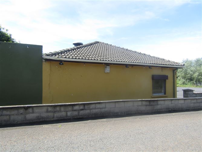 Ground Floor Fast Food TakeAway Unit, Setrights Cross, Cratloe, Clare