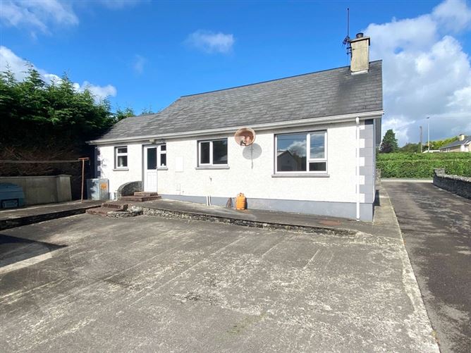 No 143 Milltown, Convoy, Co. Donegal