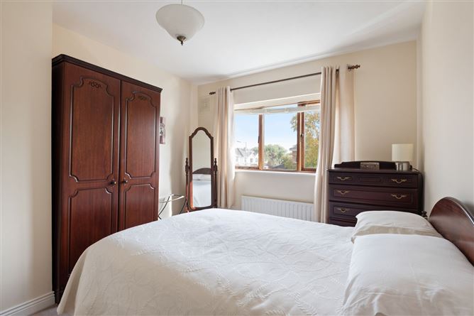 359 Collinswood (Plus Attic Conversion), Beaumont, Dublin 9