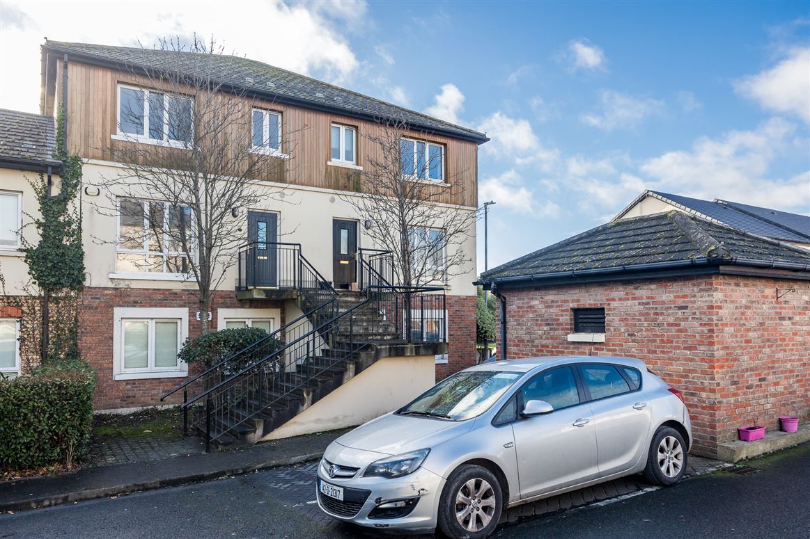   23 Golden Ridge Lodge, Rush,   County Dublin