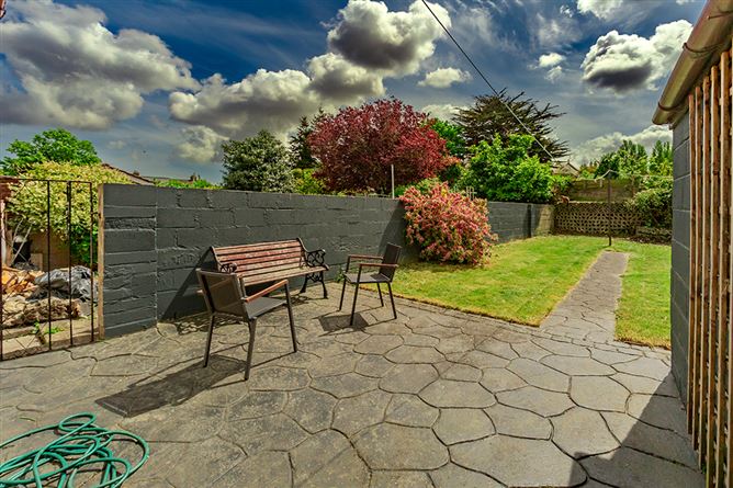 190 Carrow Road, Drimnagh,   Dublin 12
