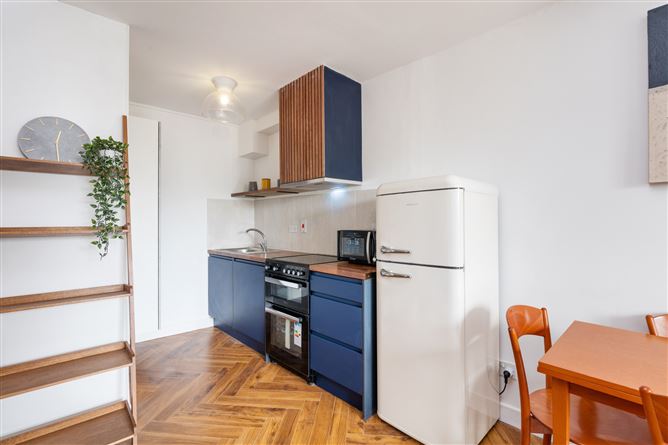 24 Crescent House, Marino Crescent, Clontarf, Dublin 3