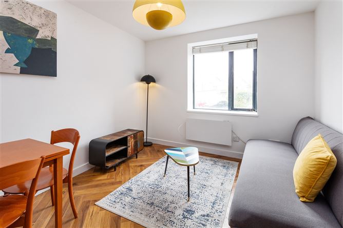 24 Crescent House, Marino Crescent, Clontarf, Dublin 3