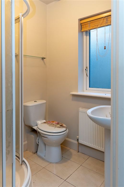 6 Cois Sruthain, Croom, Limerick 6 Cois Sruthain, Croom, Limerick