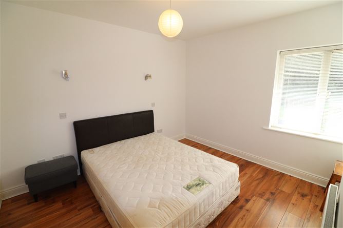 Apt 11D Harbour Village, Killaloe, Clare