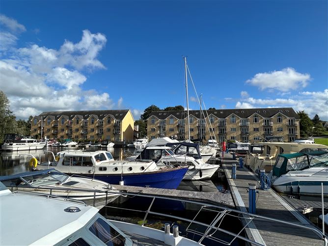 Apt 11D Harbour Village, Killaloe, Clare