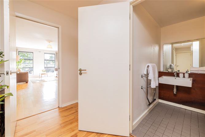 Apt 10 Compass Court South, Royal Canal Park, Ashtown, Dublin 15