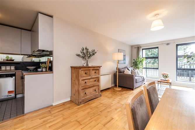 Apt 10 Compass Court South, Royal Canal Park, Ashtown, Dublin 15