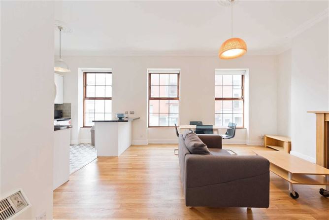 Apt.2, 72 Francis Street, Dublin 8