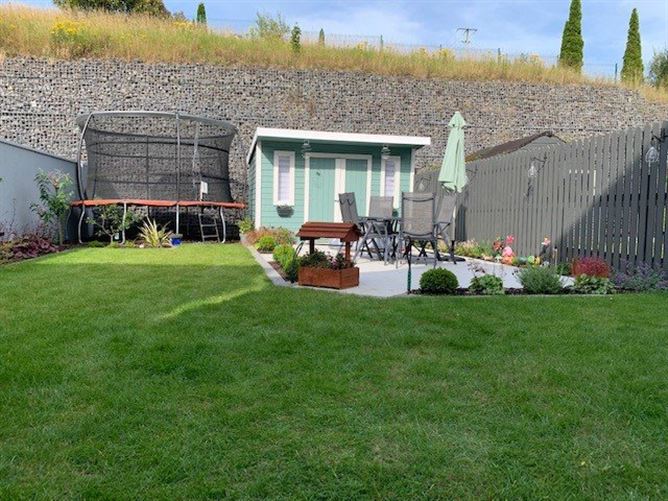 8 Kilbride Close, Kilbride Gardens, Clara, Co. Offaly