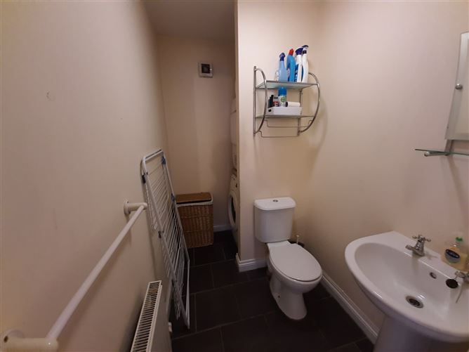 8 Kilbride Close, Kilbride Gardens, Clara, Co. Offaly