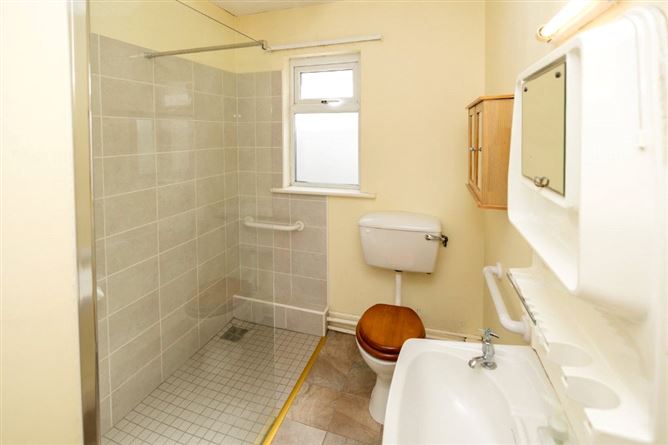 241 The Sycamores, Freshford Road, Kilkenny