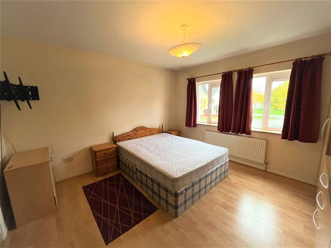 66 Castle Falls, Ross Road, Killarney, Co. Kerry