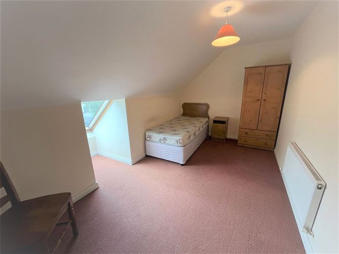 66 Castle Falls, Ross Road, Killarney, Co. Kerry