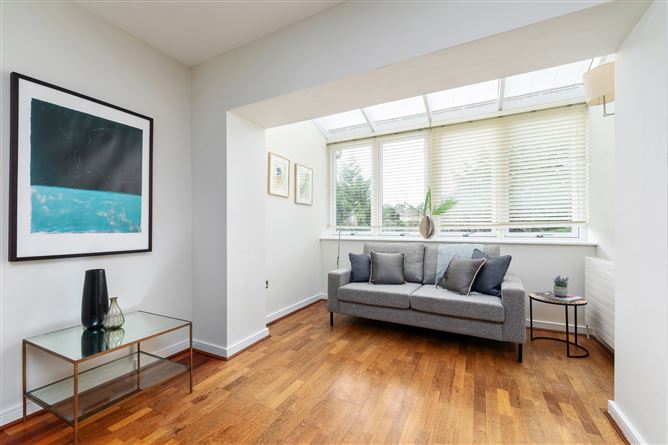 15 Merton Walk, Mount St Annes, Milltown, Dublin 6