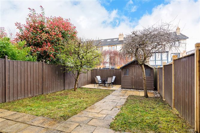 15 Merton Walk, Mount St Annes, Milltown, Dublin 6
