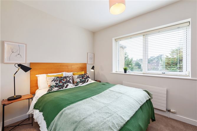 15 Merton Walk, Mount St Annes, Milltown, Dublin 6