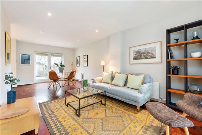 15 Merton Walk, Mount St Annes, Milltown, Dublin 6