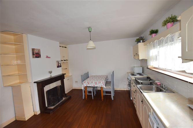38 Liam McGearailt Place, Fermoy, Cork