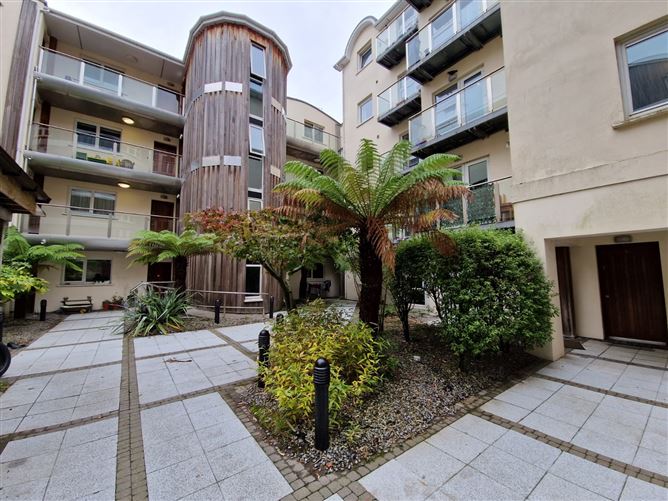 Apartment 49, Trinity Court, White Street, Cork, City Centre, T12 HP66