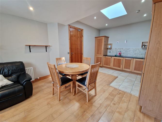 Apartment 49, Trinity Court, White Street, Cork, City Centre, T12 HP66