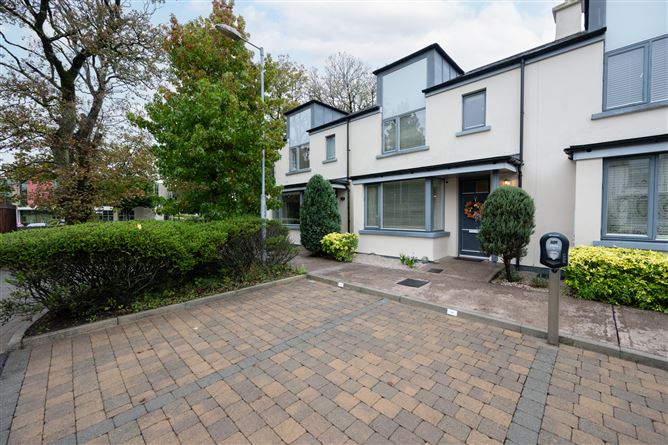 14 Bridgefield Grove, Curraheen Road, Bishopstown, Cork, Co. Cork