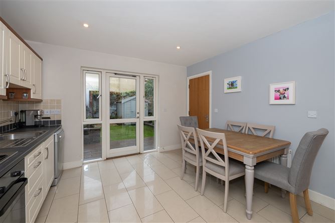 14 Bridgefield Grove, Curraheen Road, Bishopstown, Cork, Co. Cork