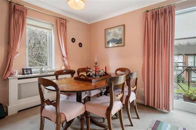 10 The Castlelands, Castleside Drive, Rathfarnham, Dublin 14