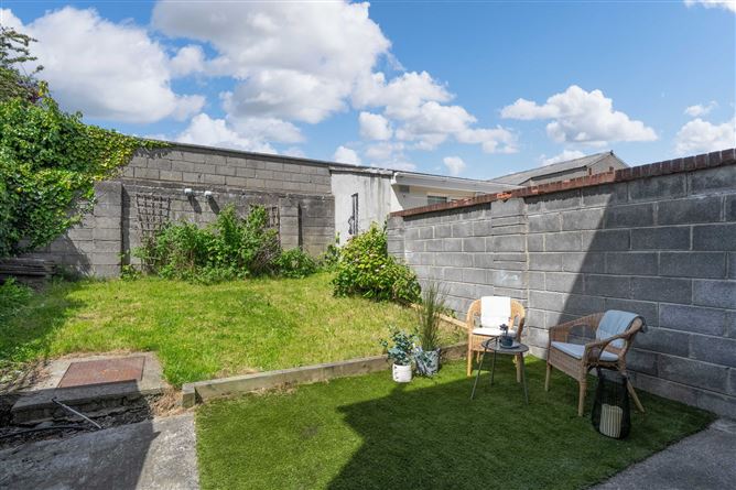 50 Kimmage Grove, Kimmage,   Dublin 6W