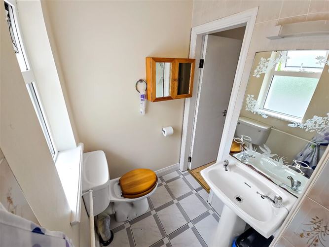 Avalon House, Gortroe, Fossa, Killarney, Kerry
