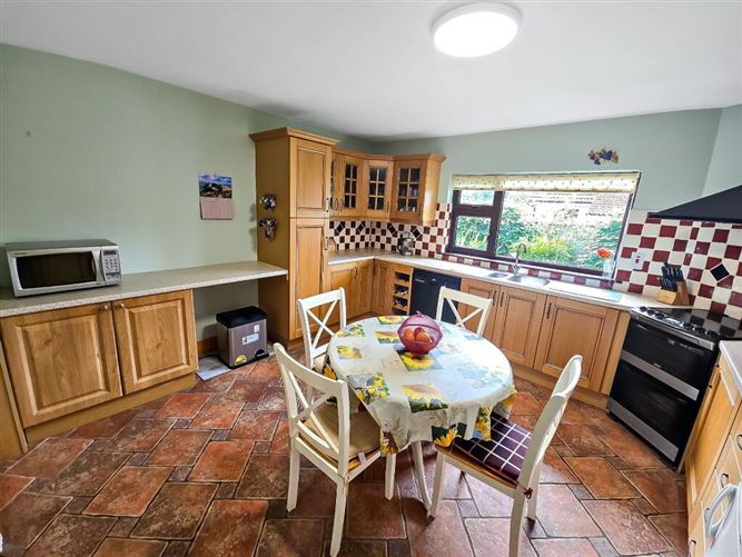 Avalon House, Gortroe, Fossa, Killarney, Kerry