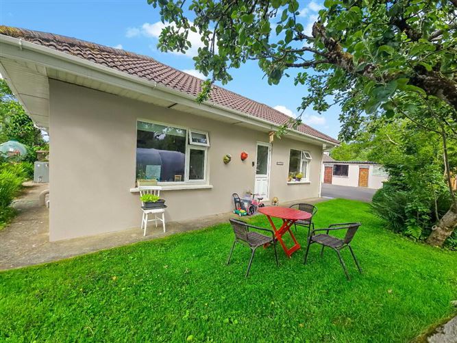 Avalon House, Gortroe, Fossa, Killarney, Kerry