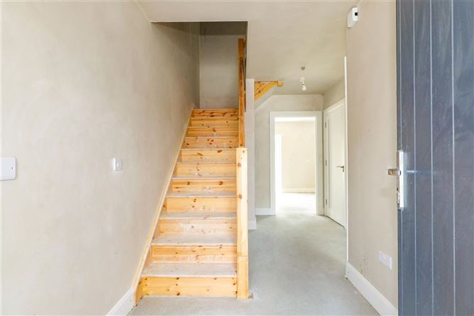 6 An Maolan, Barna, Galway, Co. Galway