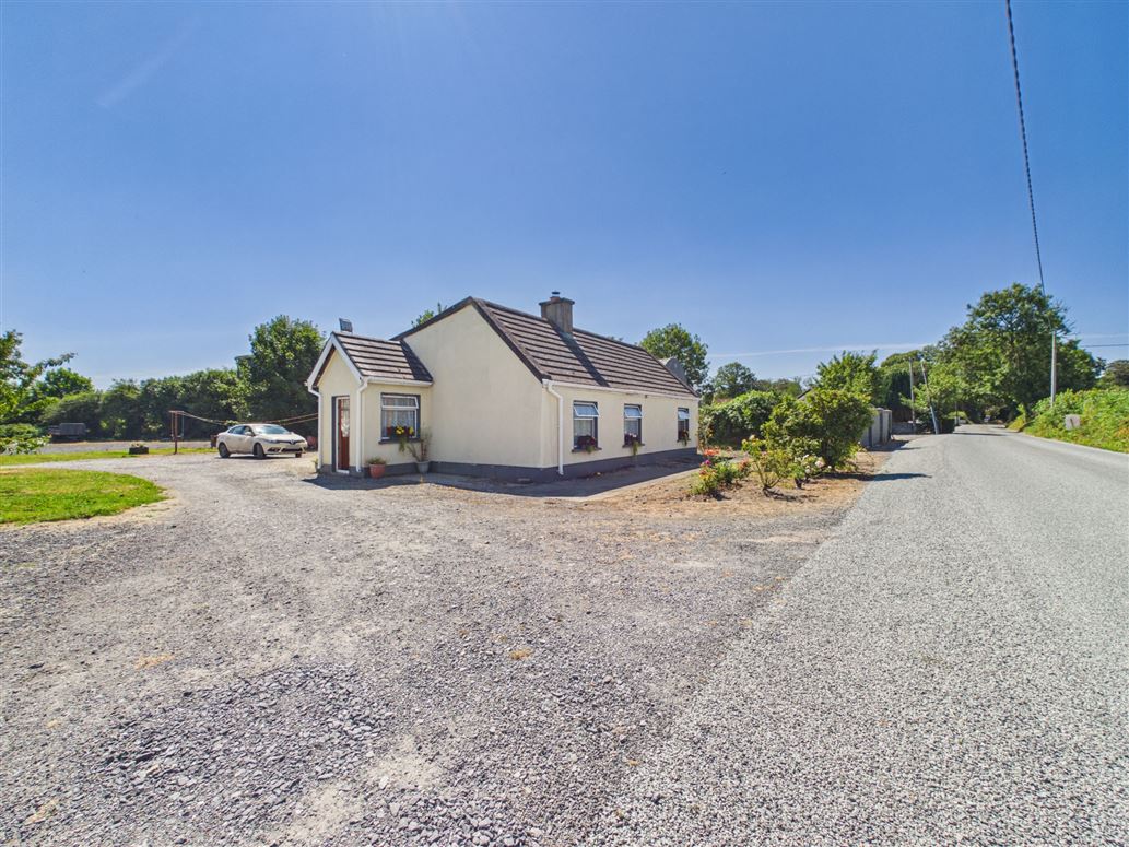 House & Commercial Units, Ballykeenan, Myshall, Carlow