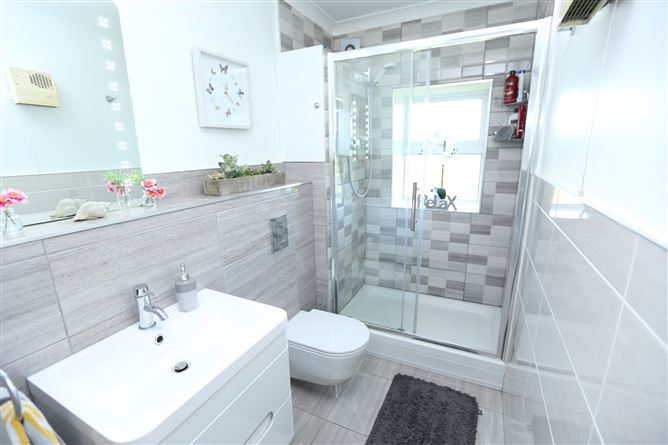 2 Coastal View, Big Street, Termonfeckin, Co. Louth