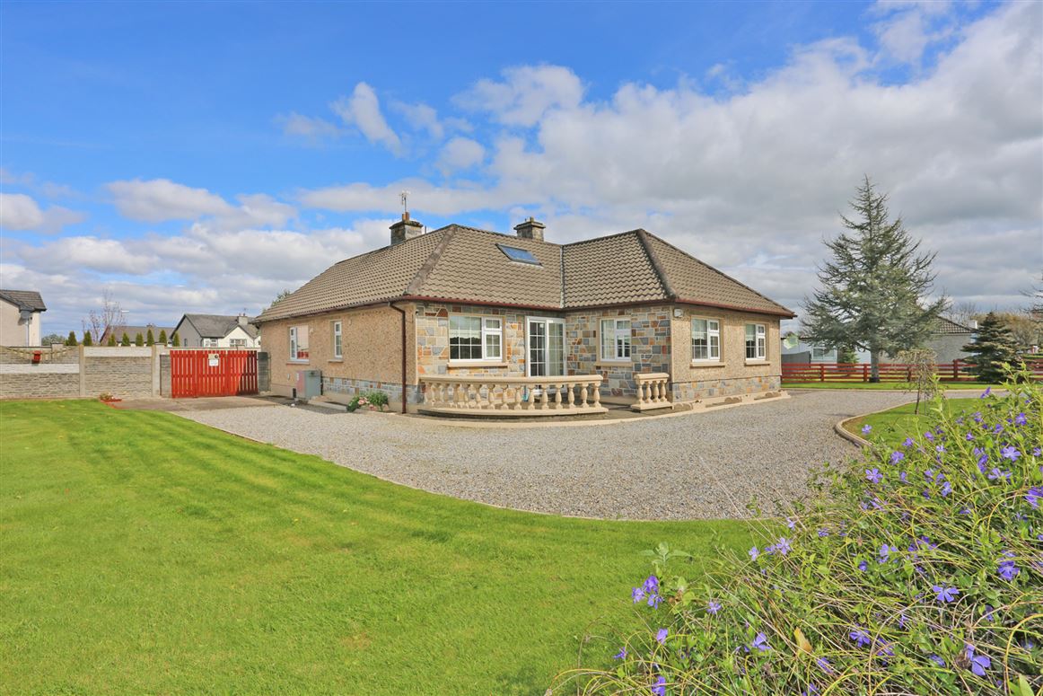 Leoville, Ballyvareen, Kildimo, Co. Limerick Sherry FitzGerald