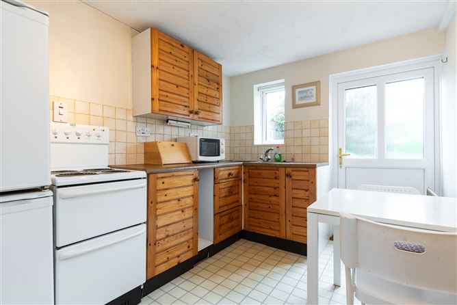 10 Trimleston Road, Booterstown, Dublin
