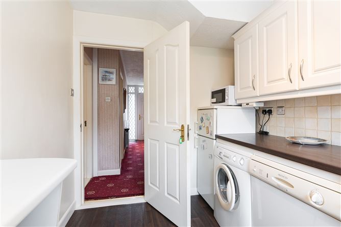 10 Trimleston Road, Booterstown, Dublin