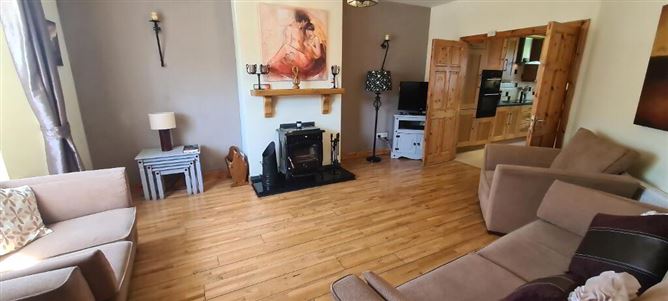 9 River Meadow, Dromod, Carrick-On-Shannon, Leitrim