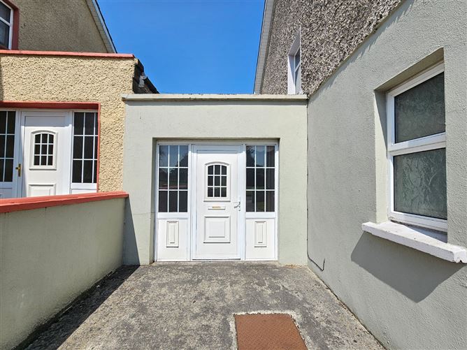 63 Collins Park, Ennis, Co. Clare