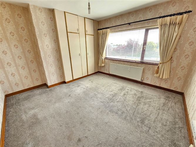 63 Collins Park, Ennis, Co. Clare