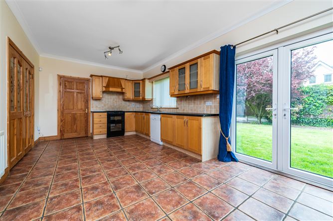 https://photos-a.propertyimages.ie/media/8/6/2/5003268/f42ffb7d-1902-416e-96b3-41303b8e79d7_l.jpg