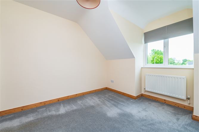 https://photos-a.propertyimages.ie/media/8/6/2/5003268/f42ffb7d-1902-416e-96b3-41303b8e79d7_l.jpg
