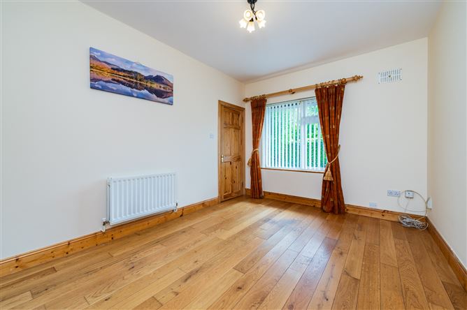 https://photos-a.propertyimages.ie/media/8/6/2/5003268/f42ffb7d-1902-416e-96b3-41303b8e79d7_l.jpg
