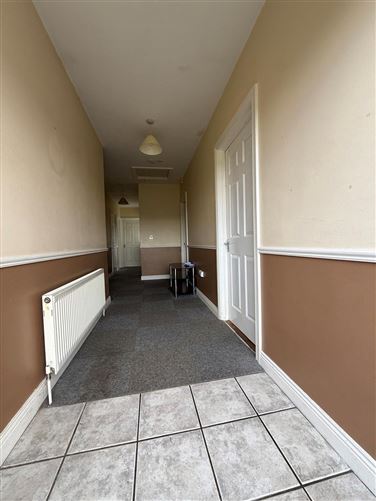 35 Hollywood Grove, Ballaghaderreen, Co. Roscommon