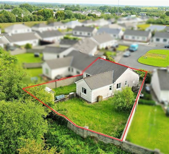 Photo 32 of 37 — 35 Hollywood Grove, Ballaghaderreen, Co. Roscommon